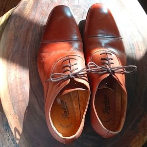 Florsheim Cap Toe Leather Oxfords in Cognac